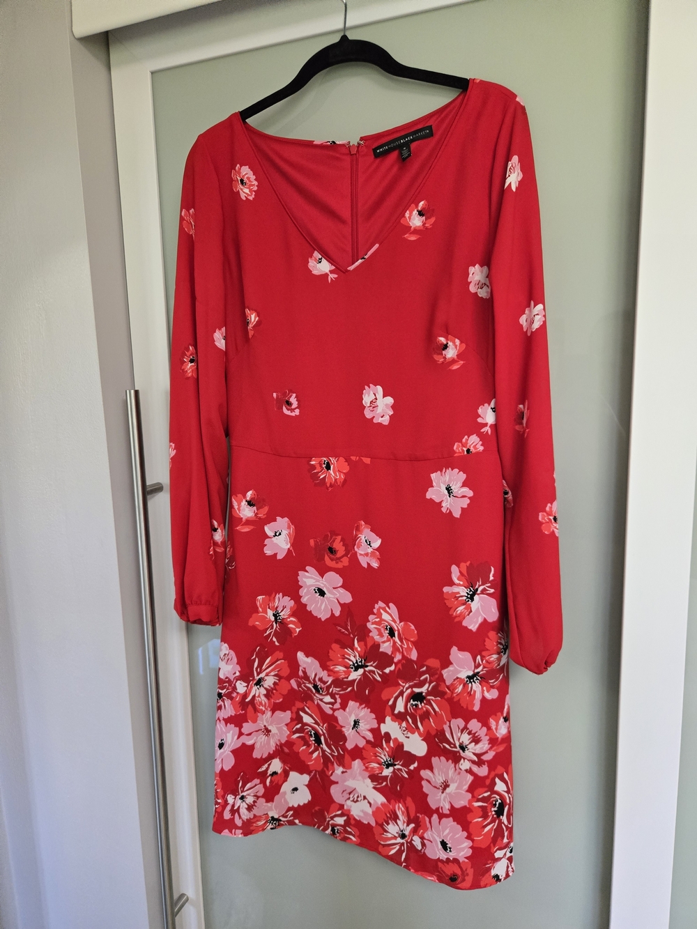 White House Black Market Red Floral Long-Sleeve Dress Size 8